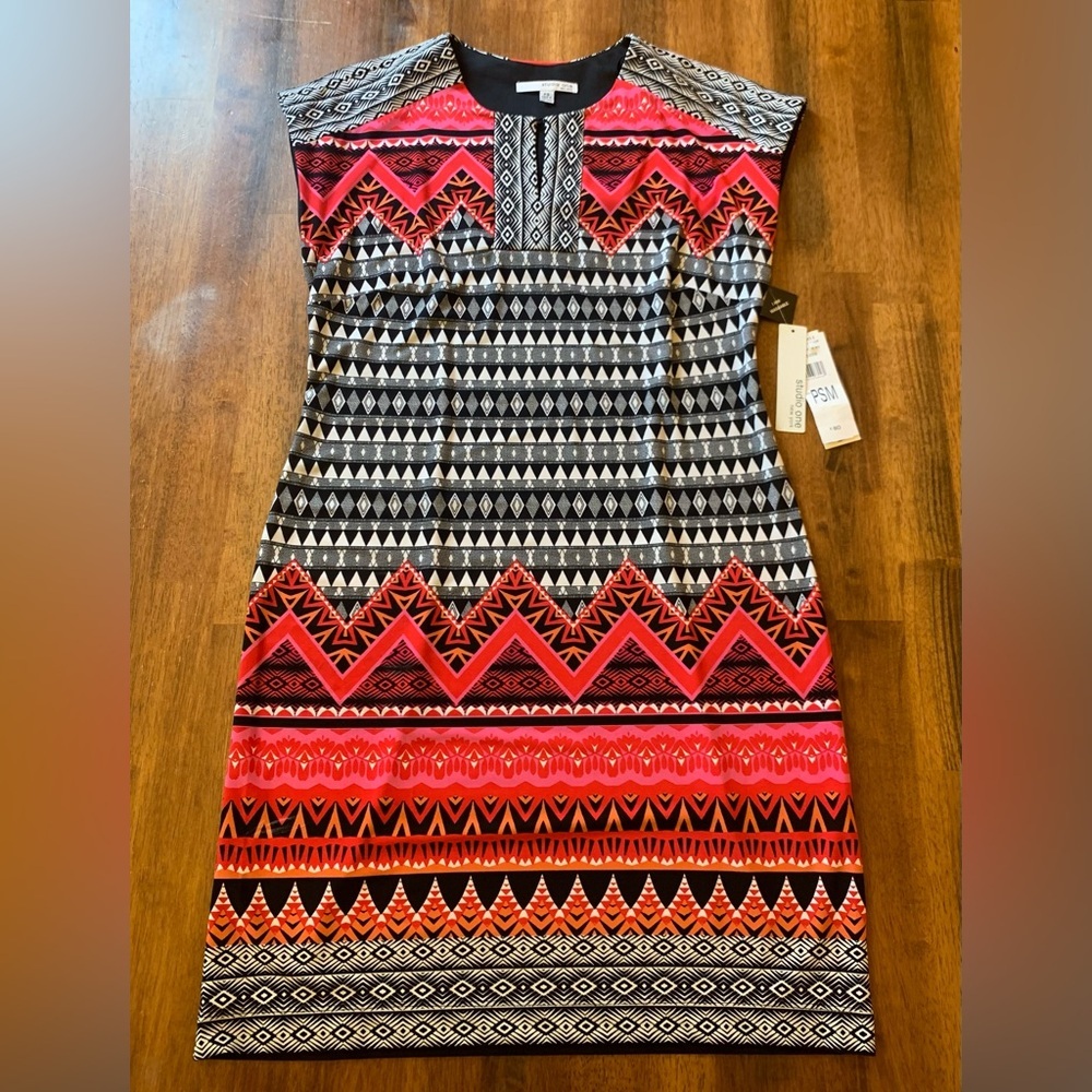 Studio One Dress NWT Petite small.  Black/pink multi colors. sleeveless